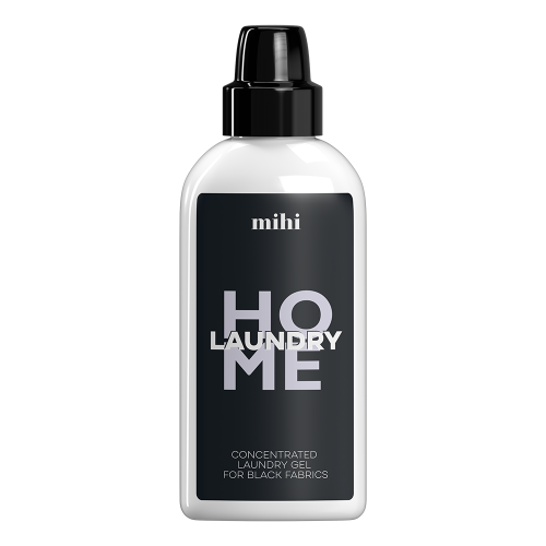 080213 Laundry. Skoncentrowany żel do prania czarnych tkanin